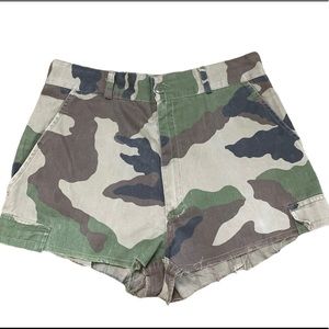 CAMOUFLAGE/Camo Raw Hem Distress Shorts With Pockets Green/Brown Size Small